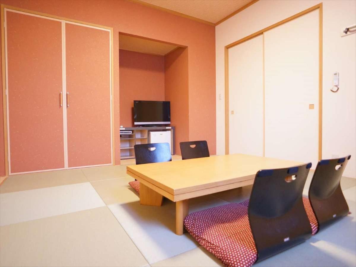 Rich Osaka Airport 3* Ikeda (Osaka)
