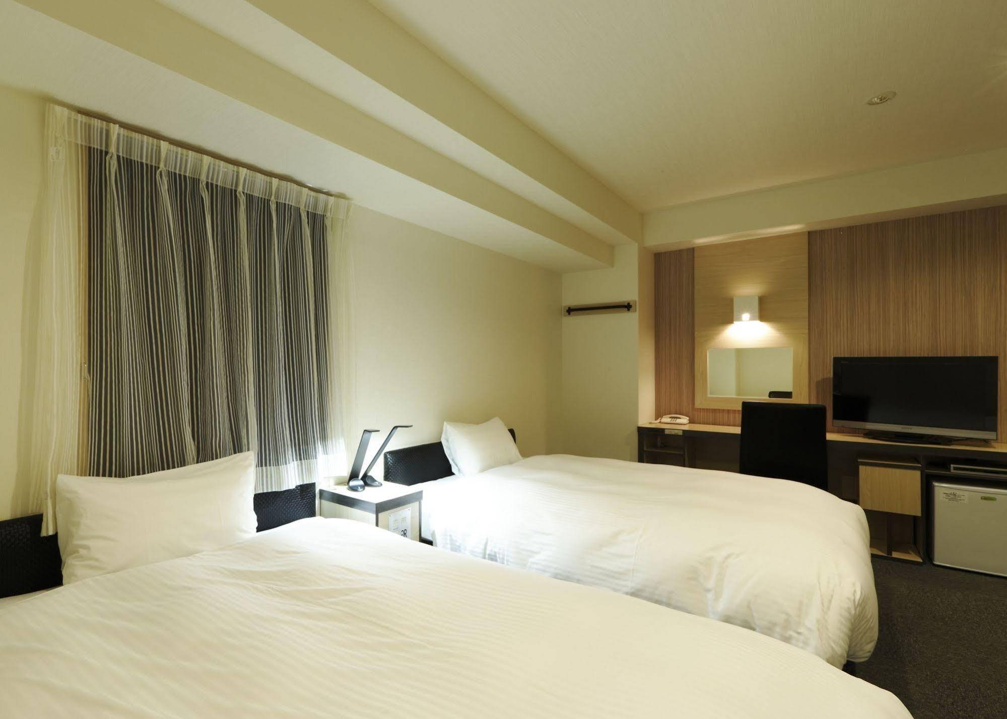 Rich Osaka Airport 3* Ikeda (Osaka)