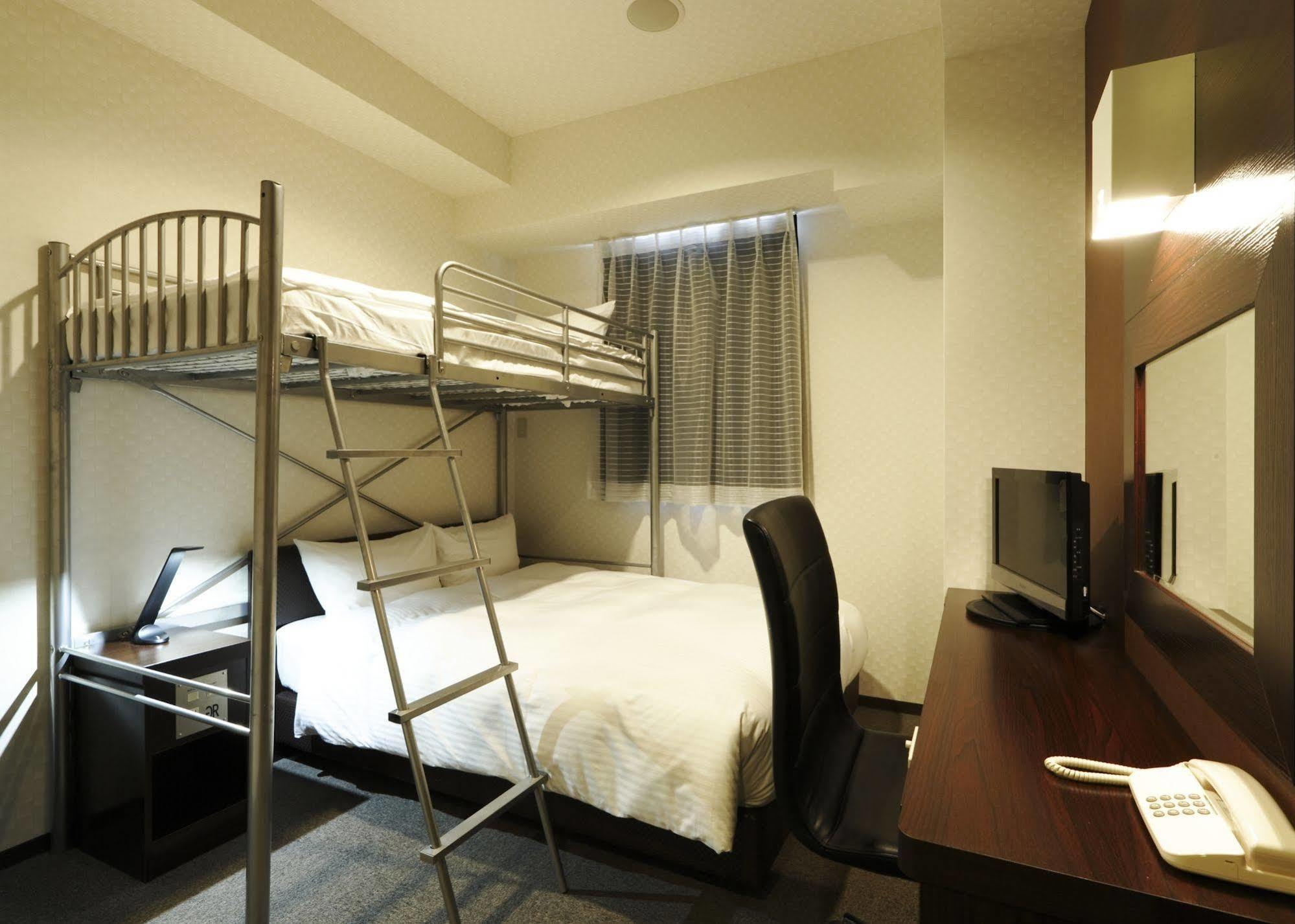 Hotel Rich Osaka Airport Ikeda (Osaka)